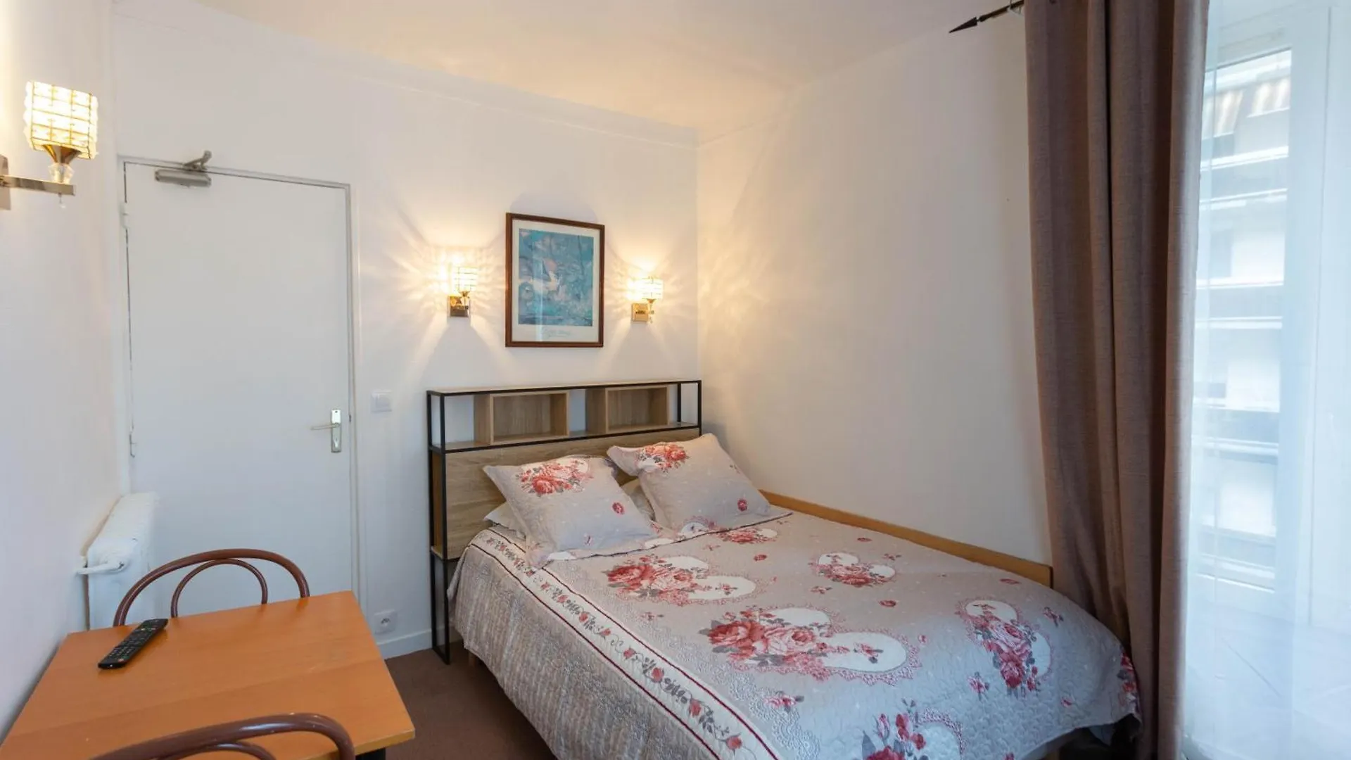 Hotel Ideal Paris