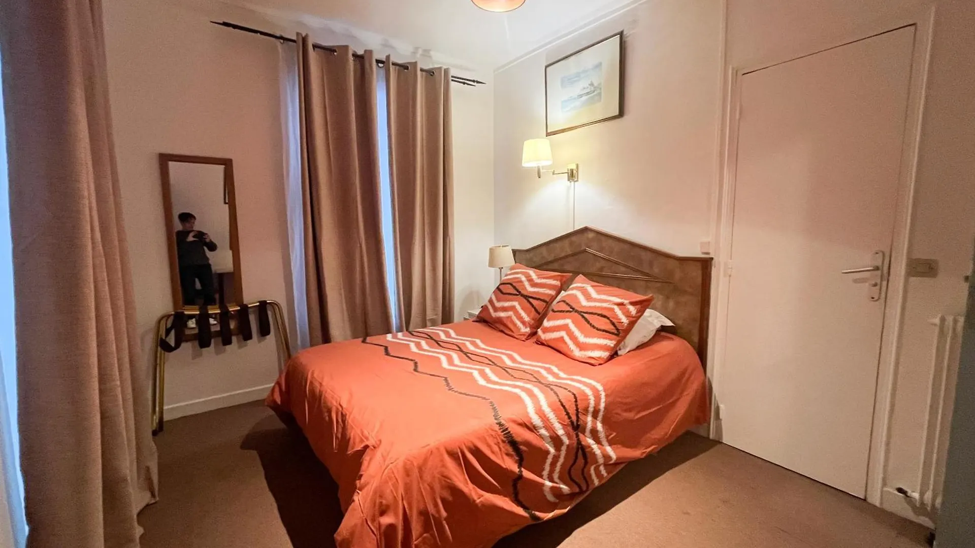 Hotel Ideal 3*