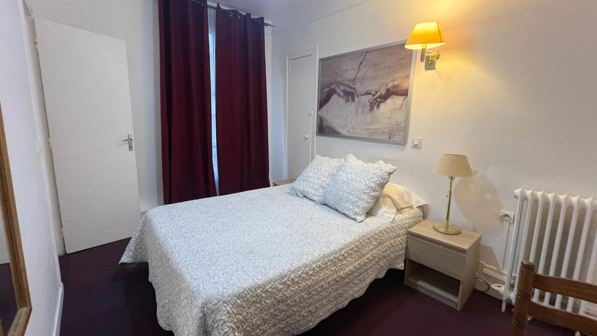 Ideal Hotel 3*