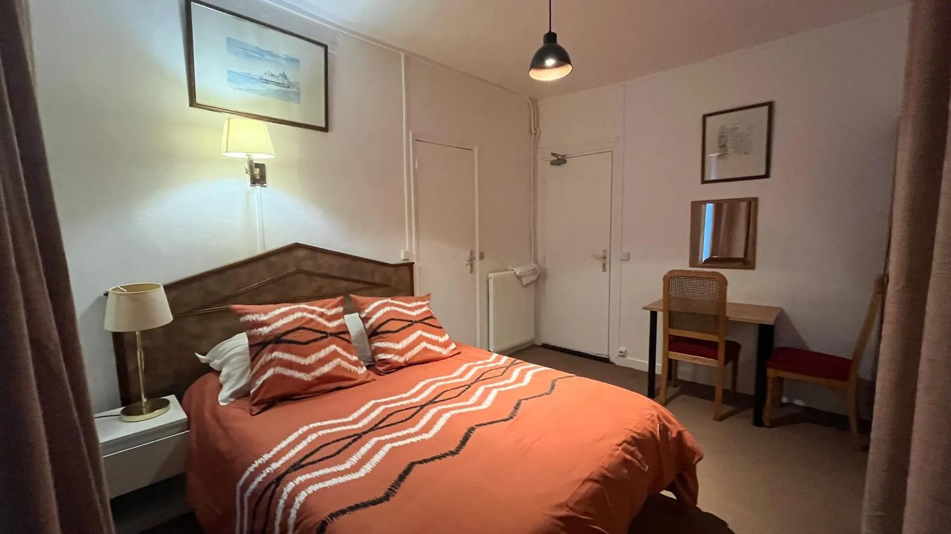 Hotel Ideal Paris