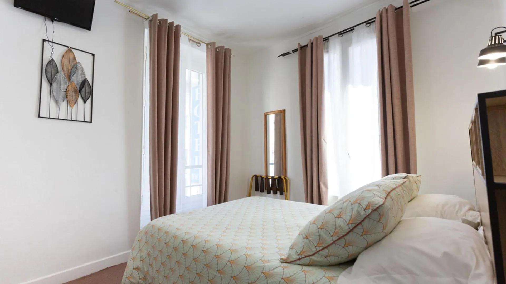 Hotel Ideal Paris